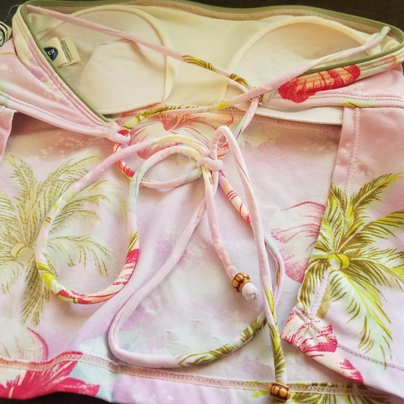 Strapless Padded Floral Swim Top 🌙 - Picture 5 of 7